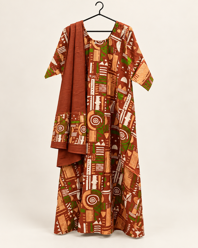 Yara Rust Geometric Abaya — studio product image